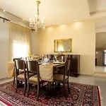 Villa De Manu *